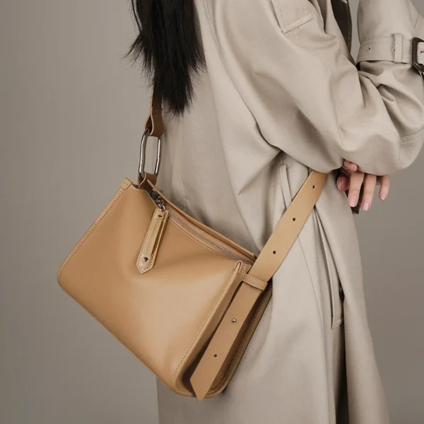 2023 Fashion New Solid Color Quality Soft Leather Crossbody Handbag Leather Commuting Single Shoulder Dumpling Tote Bag